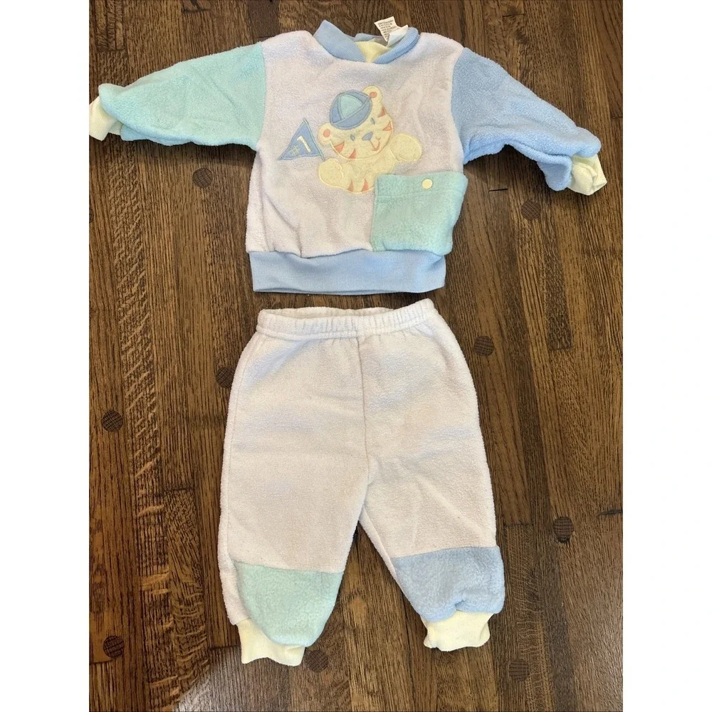 vintage infant  toddler clothing lot sets outfit  13 Pieces